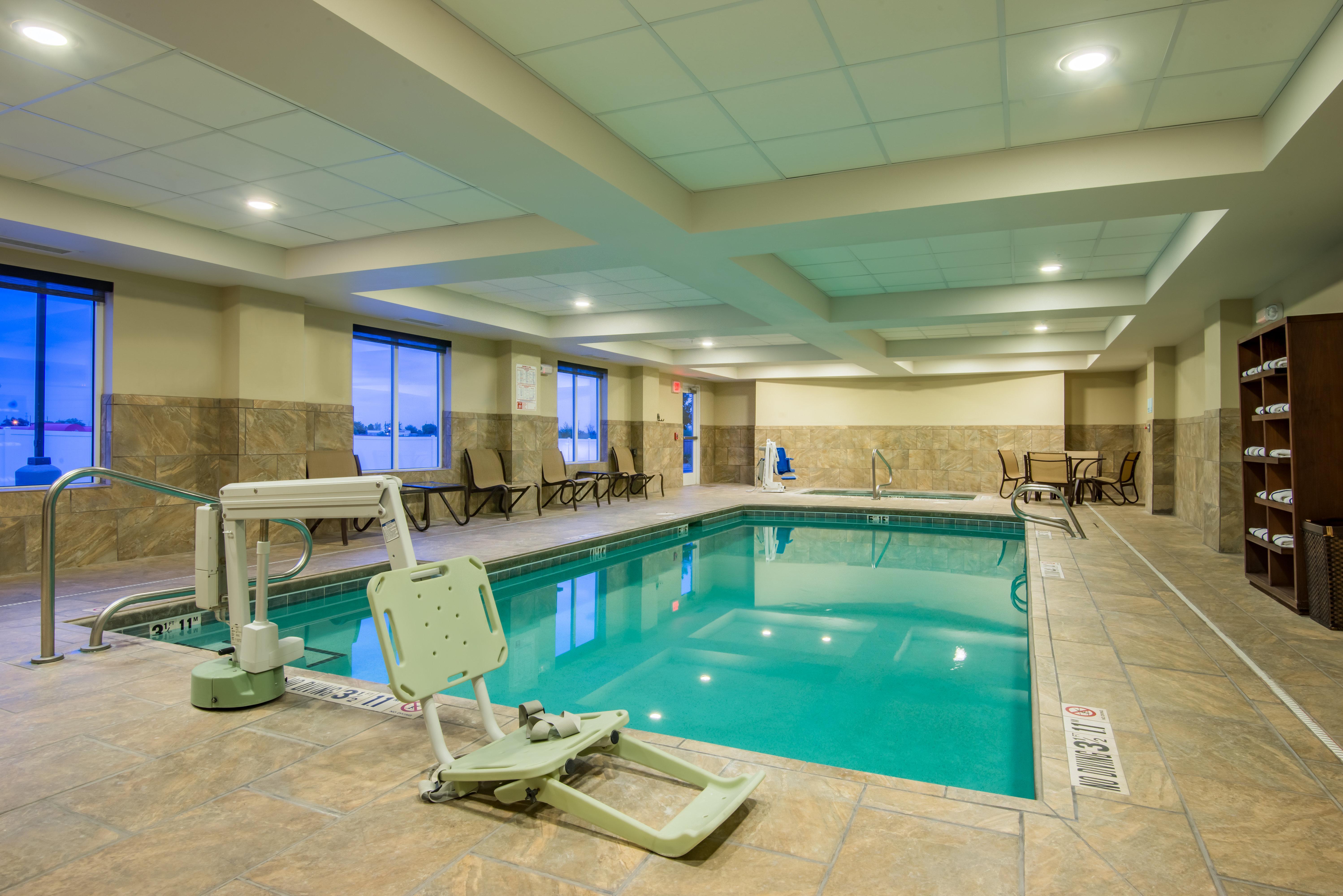 Holiday Inn Express Hotel & Suites Hobbs, An Ihg Hotel Exterior photo